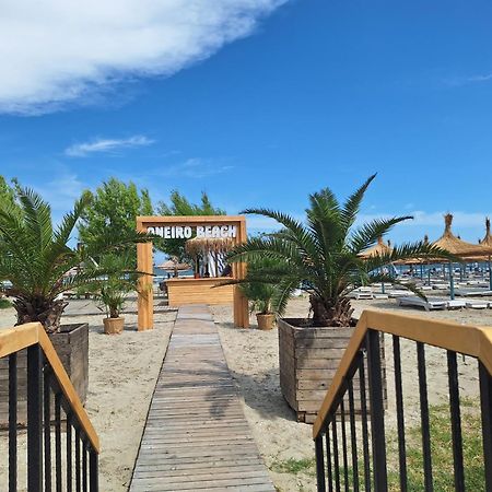 Sun & Sea Apartament Mamaia Nord นาโวดาริ ภายนอก รูปภาพ