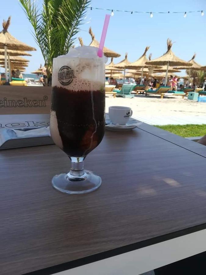 Sun & Sea Apartament Mamaia Nord นาโวดาริ ภายนอก รูปภาพ